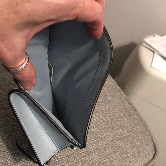 Coach - Picture 6 of 8